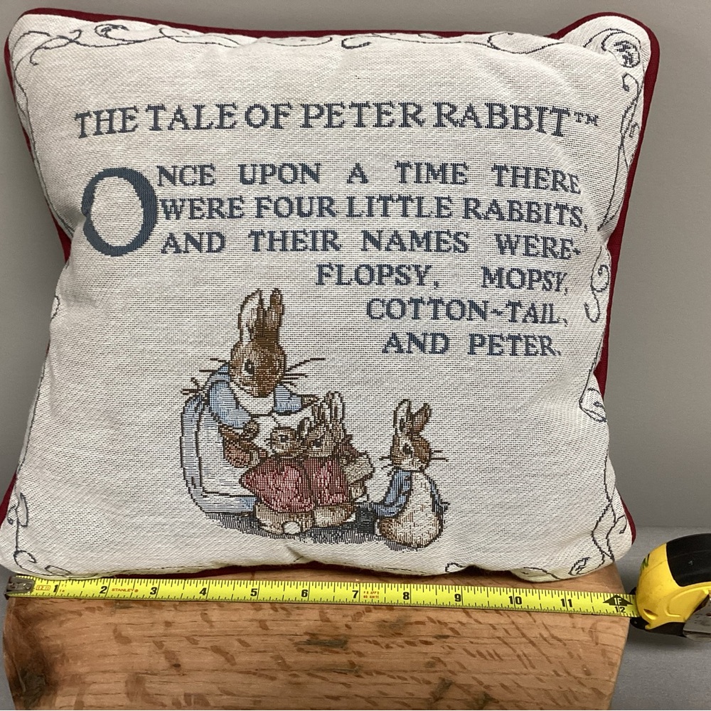 Vintage & New - Tapestry Pillow - The Tale Of Peter Rabbit - Made In USA… - Picture 5 of 6